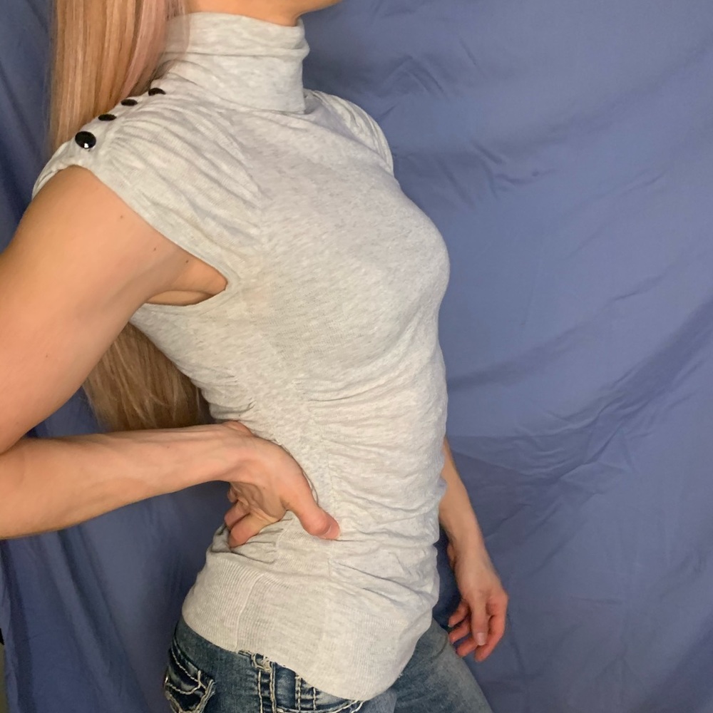 Women’s sweater top